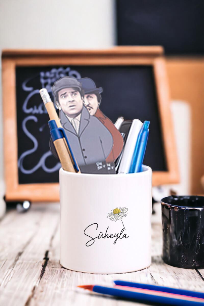 Kişiye Özel Papatya Tasarımlı İsimli Seramik Kalemlik