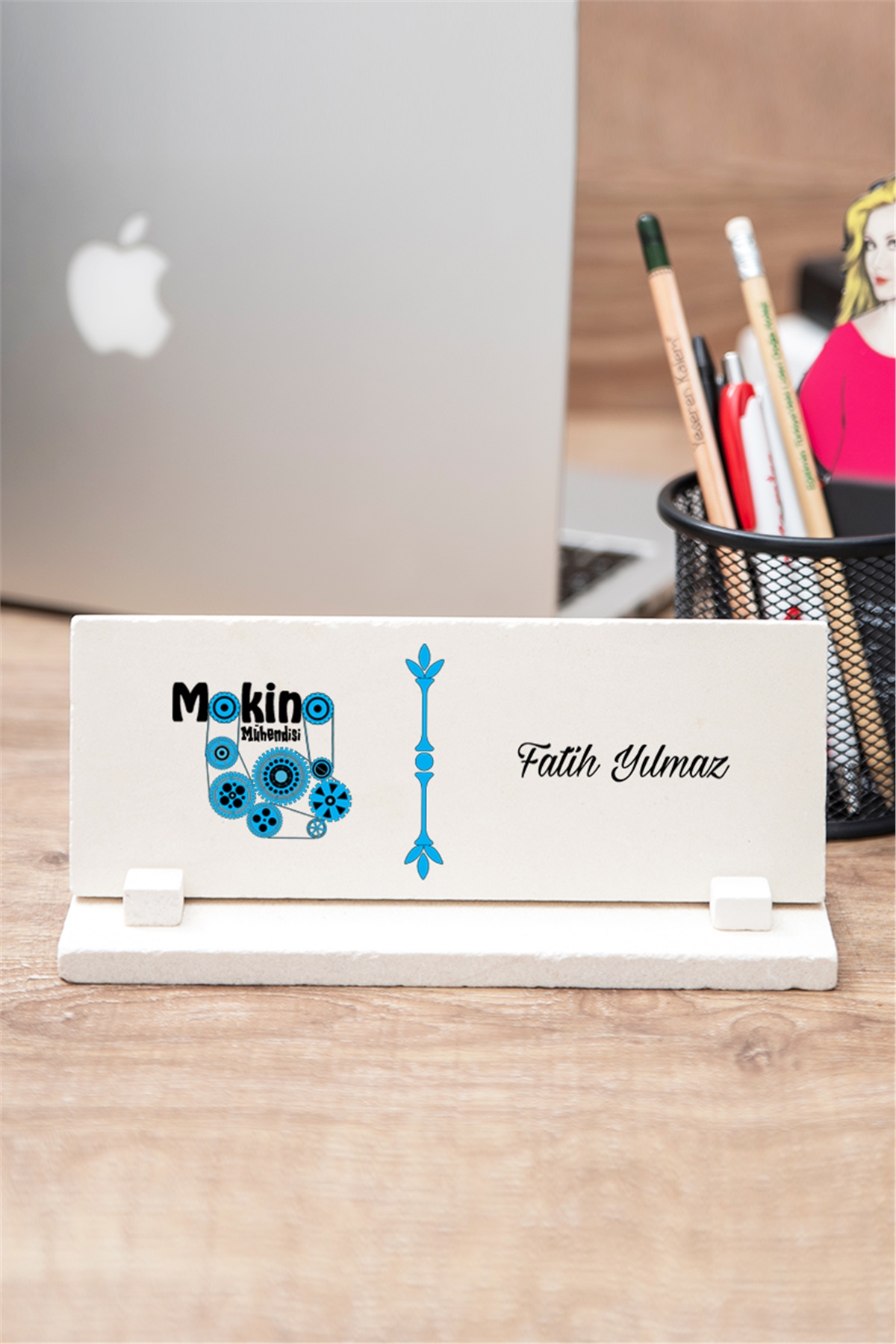 Makine Mühendisi Taş Masa İsimliği