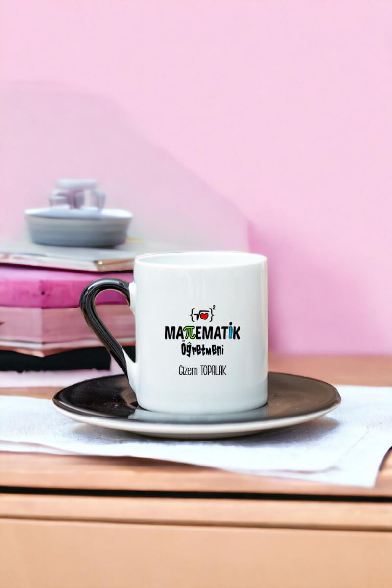 Matematik Öğretmeni Renkli Türk Kahvesi Fincanı