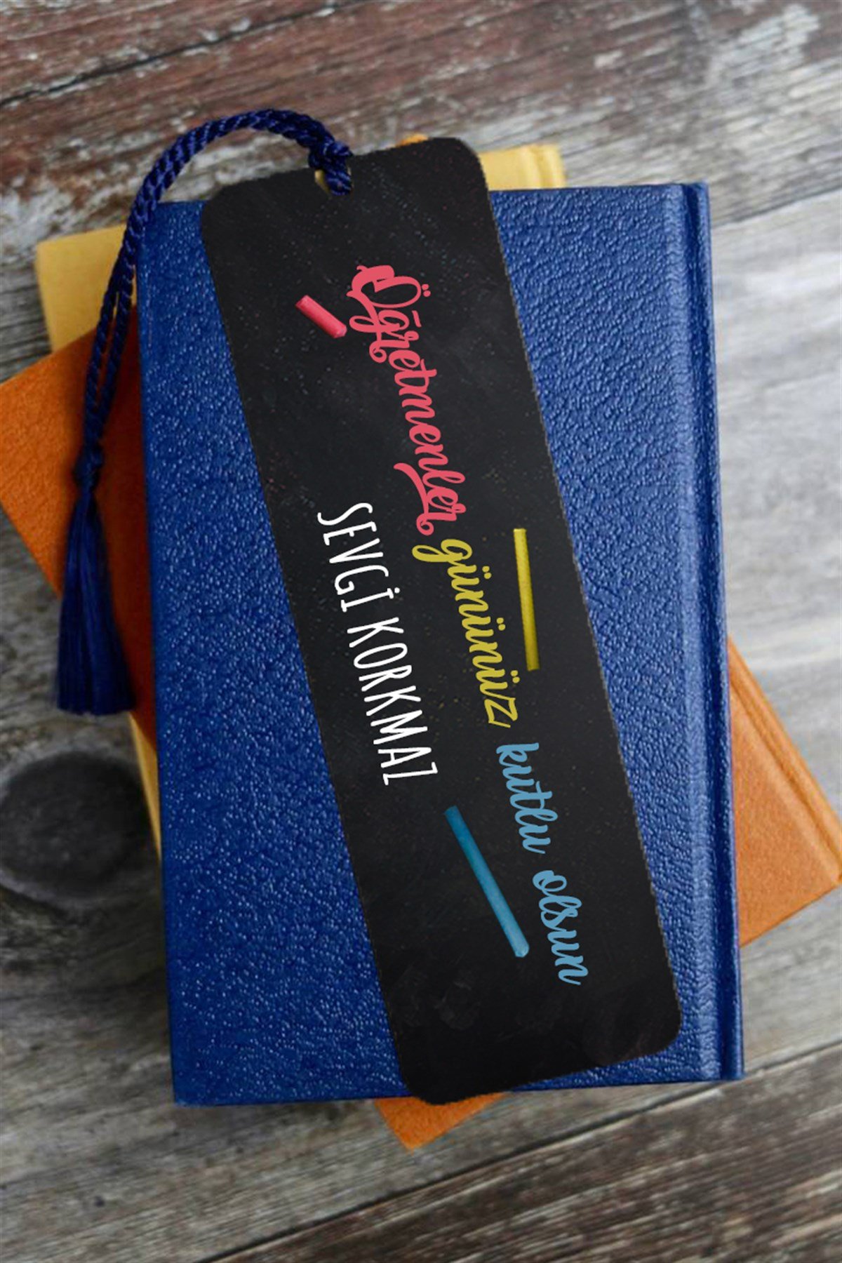 Öğretmenler Gününe Özel Hediye İsimli Kitap Ayracı