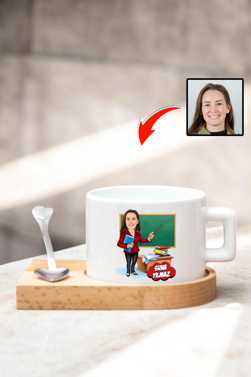 Öğretmene Hediye Kişiye Özel Karikatürlü Ahşap Altlıklı Fincan