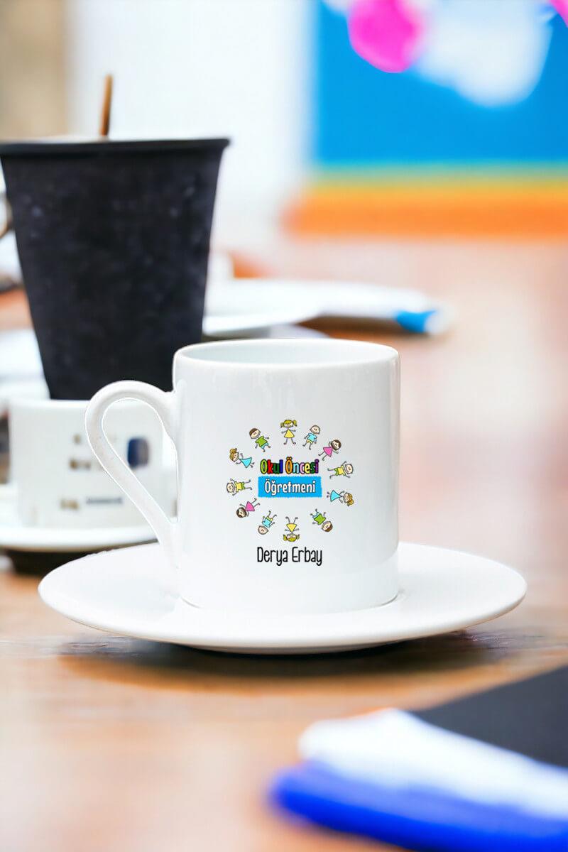 Okul Öncesi Öğretmeni Beyaz Türk Kahvesi Fincanı