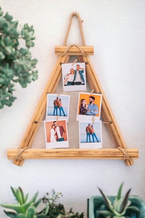 Polaroid Fotoğraflı Üçgen Model İpli Mandallı Ahşap Fotoğraf Çerçevesi