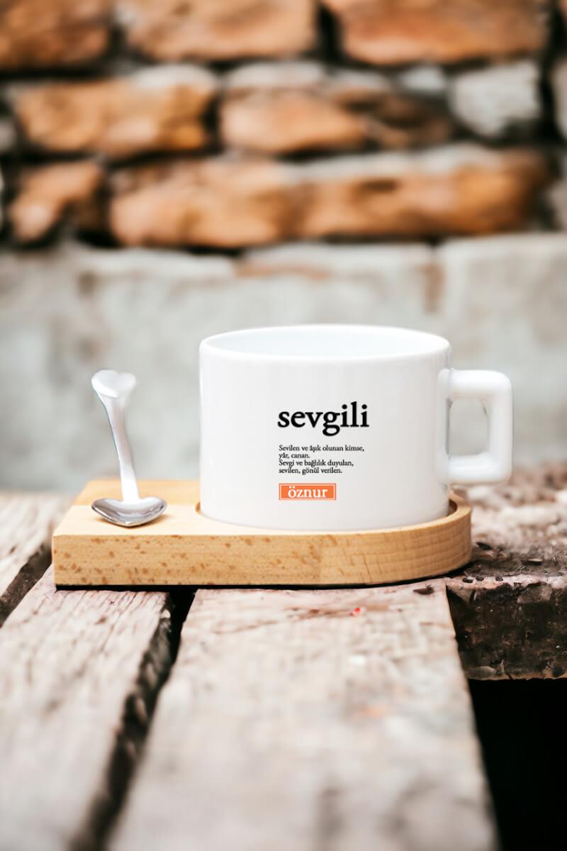Sevgili Kelime Anlamı Ahşap Altlıklı Fincan