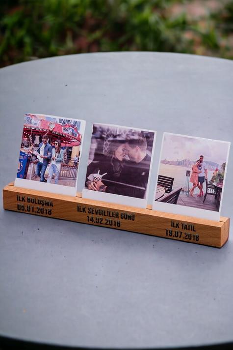 Sevgiliye Hediye 3 Fotoğraflı Ahşap Stand
