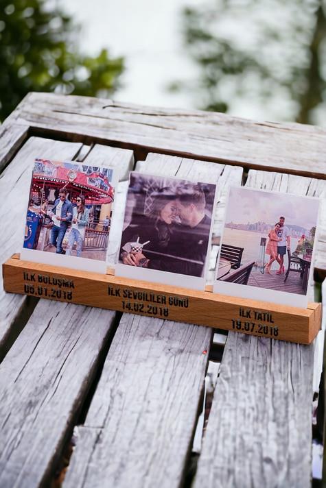 Sevgiliye Hediye 3 Fotoğraflı Ahşap Stand