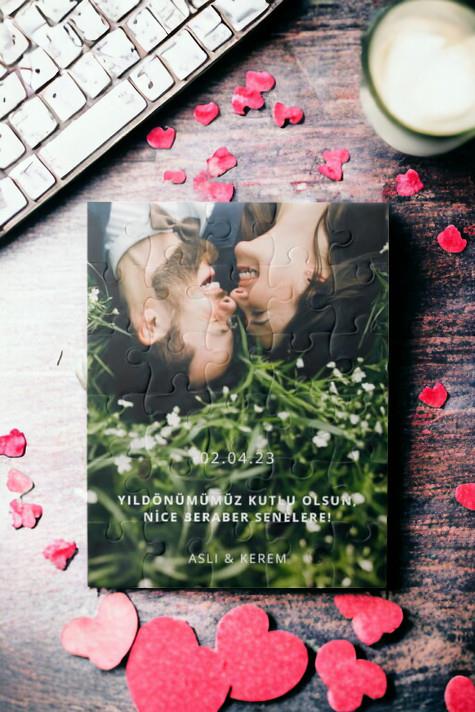 Yıldönümü Hediyesi Tarihli Mesajlı Fotoğraflı Puzzle