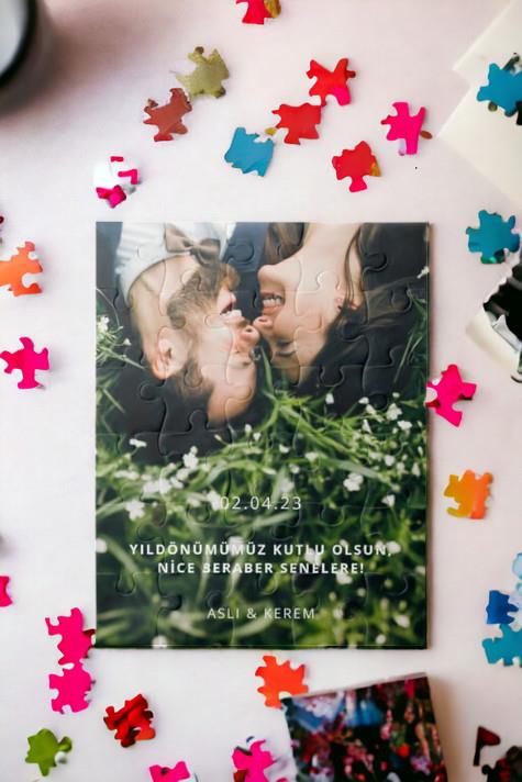 Yıldönümü Hediyesi Tarihli Mesajlı Fotoğraflı Puzzle