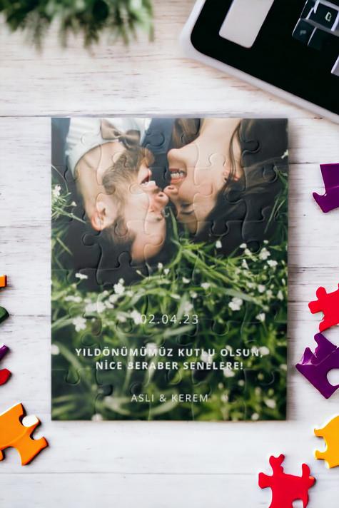 Yıldönümü Hediyesi Tarihli Mesajlı Fotoğraflı Puzzle