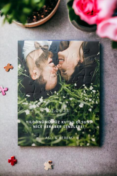 Yıldönümü Hediyesi Tarihli Mesajlı Fotoğraflı Puzzle