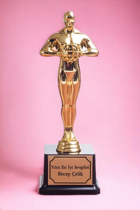 Yılın En İyi Sevgilisi Oscar Ödülü