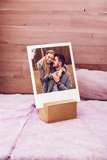 Ahşap Standlı Polaroid Fotoğraf Seti