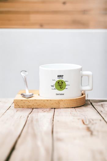 Akrep Burcu Kadına Hediye Ahşap Altlıklı Fincan