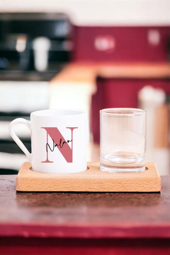 Anneye Hediye Baş Harfli Üzeri İsim Yazılı Ahşap Sunumlu Türk Kahvesi Fincanı