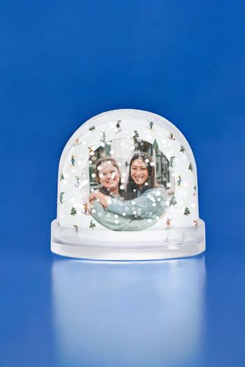 Arkadaşa Yılbaşı Hediyesi Fotoğraflı Küresi