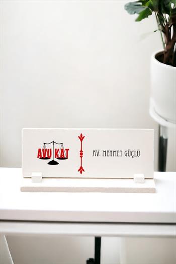 Avukat Taş Masa İsimliği