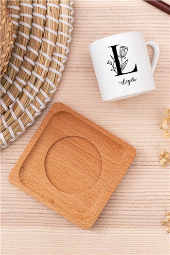 Baş Harfli Çiçek Tasarım Ahşap Altlıklı Türk Kahvesi Fincanı