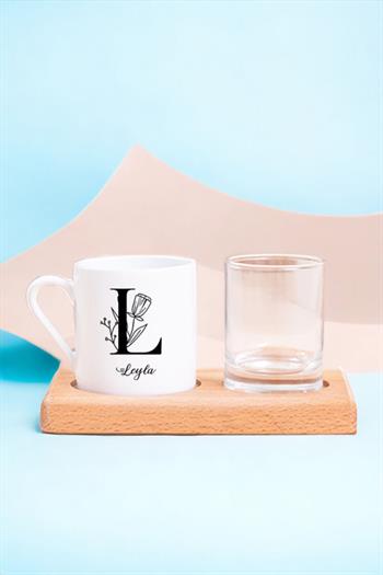 Baş Harfli Çiçek Tasarım Ahşap Sunumlu Türk Kahvesi Fincanı