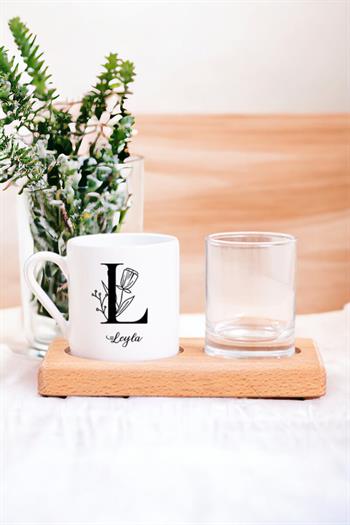 Baş Harfli Çiçek Tasarım Ahşap Sunumlu Türk Kahvesi Fincanı