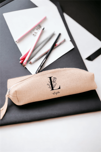 Baş Harfli Çiçek Tasarım Keten Bez Kalemlik