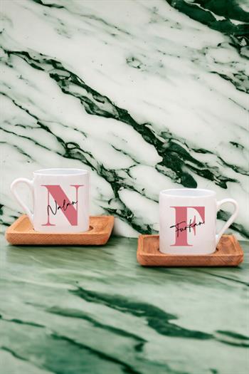 Baş Harfli Üzeri İsim Yazılı İkili Ahşap Altlıklı Türk Kahvesi Fincanı