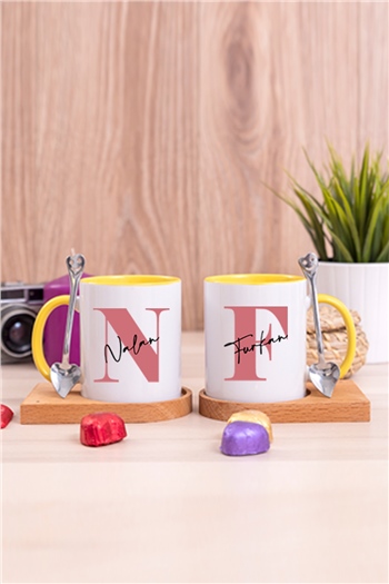 Baş Harfli Üzeri İsim Yazılı İkili Ahşap Altlıklı İçi Renkli Kupa Bardak