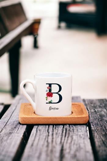 Baş Harfli ve İsimli Ahşap Altlıklı Türk Kahvesi Fincanı