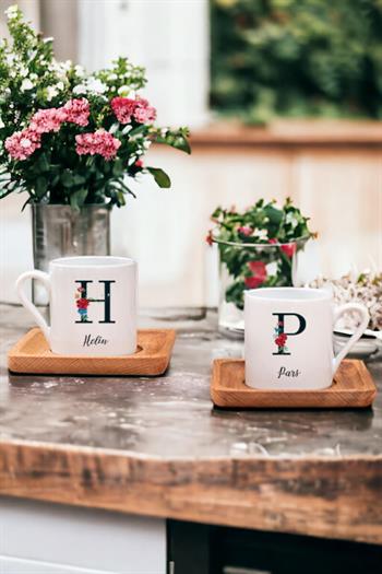 Baş Harfli ve İsimli İkili Ahşap Altlıklı Türk Kahvesi Fincanı