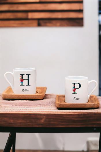 Baş Harfli ve İsimli İkili Ahşap Altlıklı Türk Kahvesi Fincanı