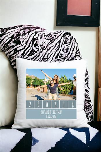 Bu Tarihi Unutma Fotoğraflı Saten Kare Yastık
