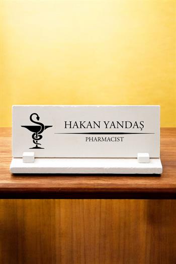 Eczacıya Özel Kişiye Özel Taş Masa İsimliği