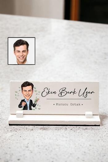Erkeğe Terfi Hediyesi Karikatürlü Masa İsimliği