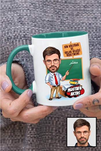 Erkek Din Kültürü Öğretmenine Özel Hediye Karikatürlü İçi Renkli Kupa Bardak
