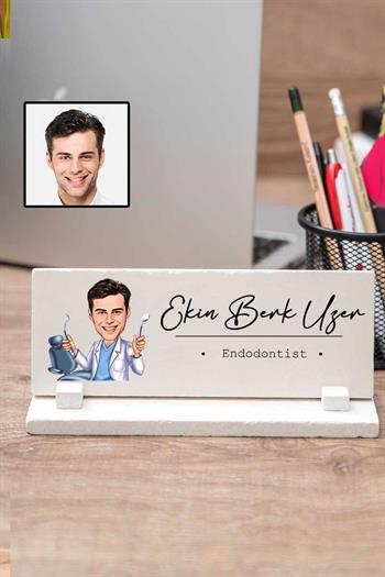 Erkek Diş Hekimine Muayenehane Hediyesi Karikatürlü Masaüstü İsimlik