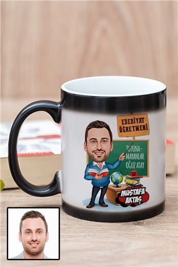 Erkek Edebiyat Öğretmenine Kişiye Özel Hediye Karikatürlü Sihirli Kupa Bardak