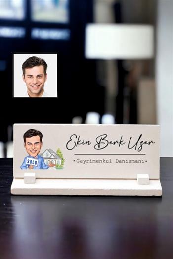 Erkek Emlakçıya Ofis Hediyesi Karikatürlü Masaüstü İsimlik