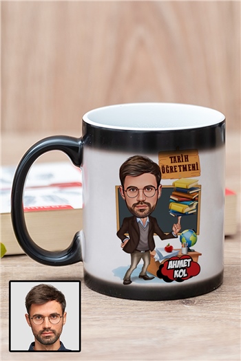 Erkek Tarih Öğretmenine Kişiye Özel Hediye Karikatürlü Sihirli Kupa Bardak