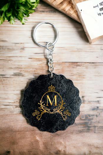 Erkeklere Hediye Baş Harf Tasarımlı Kişiye Özel Anahtarlık