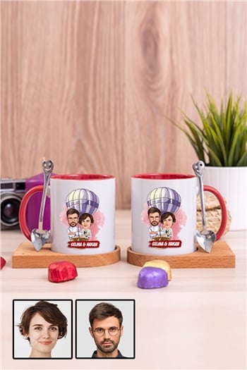 Eşe Hediye Uçan Balon Temalı Karikatürlü İkili Ahşap Altlıklı İçi Renkli Kupa Bardak