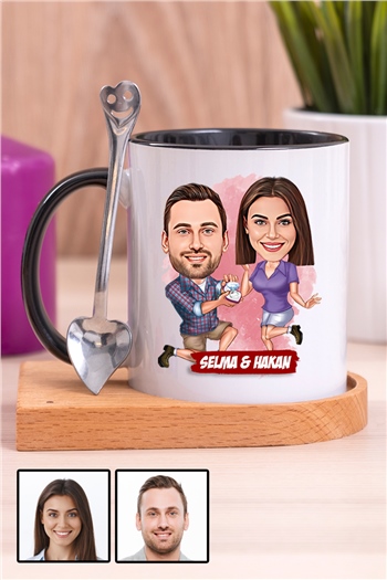 Kız Arkadaşa Yıl Dönümü Hediyesi Karikatürlü Ahşap Altlıklı İçi Renkli Kupa Bardak