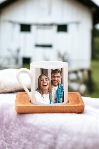 Fotoğraflı Ahşap Altlıklı Türk Kahvesi Fincanı