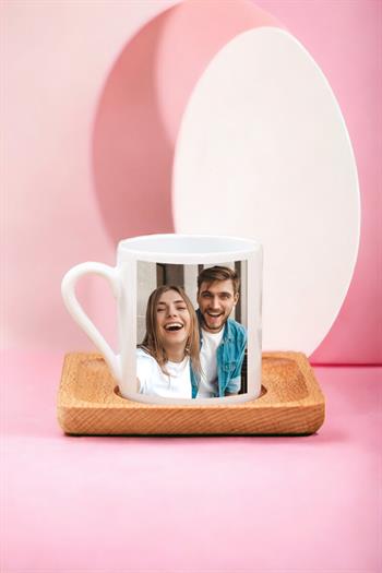 Fotoğraflı Ahşap Altlıklı Türk Kahvesi Fincanı