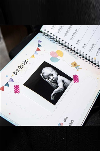 Doğum Yapan Anneye Hediye Anne Kız Bebek Günlüğü