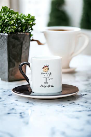 Hemşire Karikatürü Renkli Türk Kahvesi Fincanı