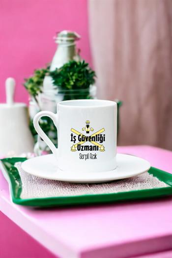 İş Güvenliği Uzmanı Beyaz Türk Kahvesi Fincanı