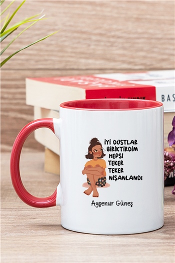 İyi Dostlar Biriktirdim İçi Renkli Kupa Bardak