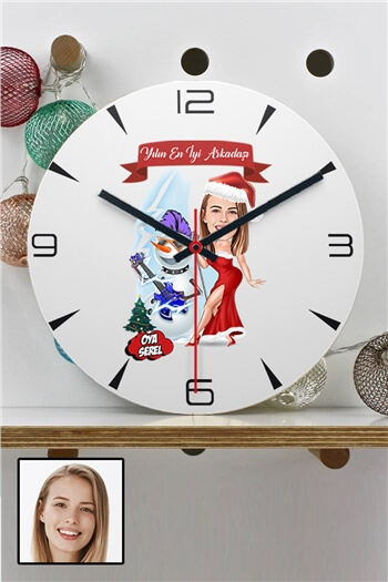 Kadın Arkadaşa Yılbaşı Hediyesi Karikatürlü Ahşap Duvar Saati