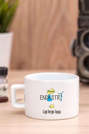 Kadın Endüstri Mühendisine Hediye Kalp Kaşıklı Ahşap Altlıklı Fincan