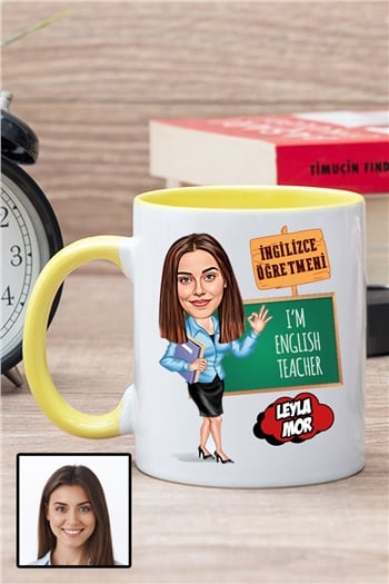 Kadın İngilizce Öğretmenine Özel Hediye Karikatürlü İçi Renkli Kupa Bardak