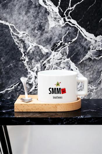 Kadın Mali Müşavire Hediye Kalp Kaşıklı Ahşap Altlıklı Fincan